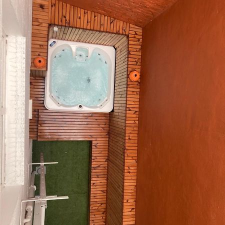 Maison Martha - Sauna En Jacuzzi - 12 Personen أوستيند المظهر الخارجي الصورة